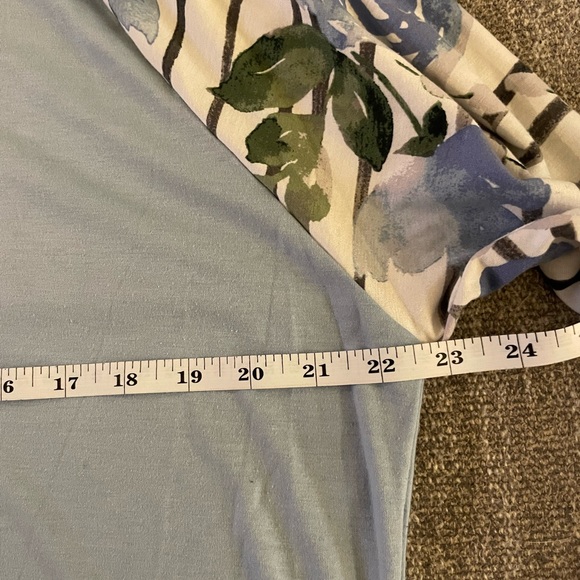 Lularoe XL Randy - Picture 3 of 5